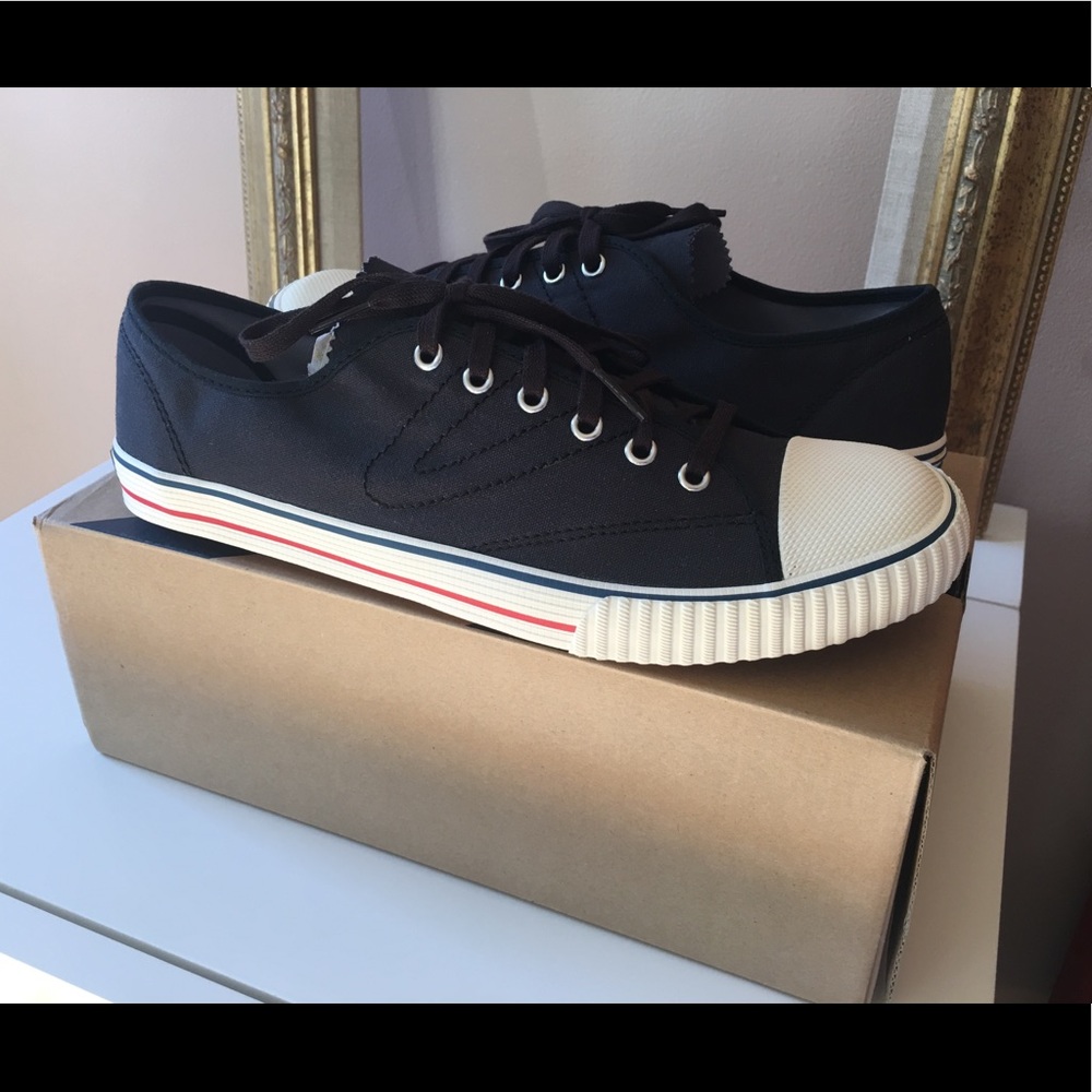 Tretorn Women's Tournament Canvas Sneaker 9.5 - Picture 4 of 7